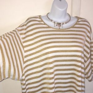 🎉PRICE DROP🎉 Gold & White Stripe Shimmery Top🛍